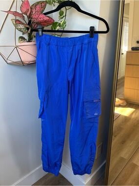 ALO Yoga Electric Blue Cargo Joggers